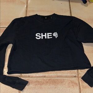 Darc Sport black She Wolf Cropped Shirt Size medium